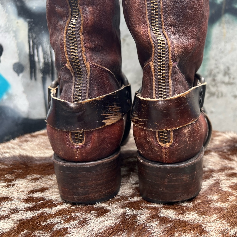 FREEBIRD PHILLY Tall Harness Boots in Distressed Rust Cowgirl - Picture 10 of 16